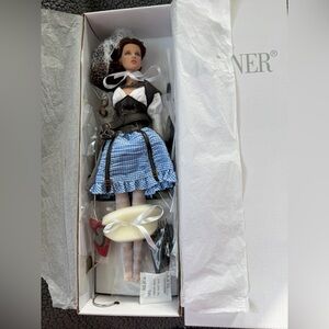 Tonner Doll Wizard of Oz Tornado Traveler Dorothy Limited Edition Rare 15” Vinyl